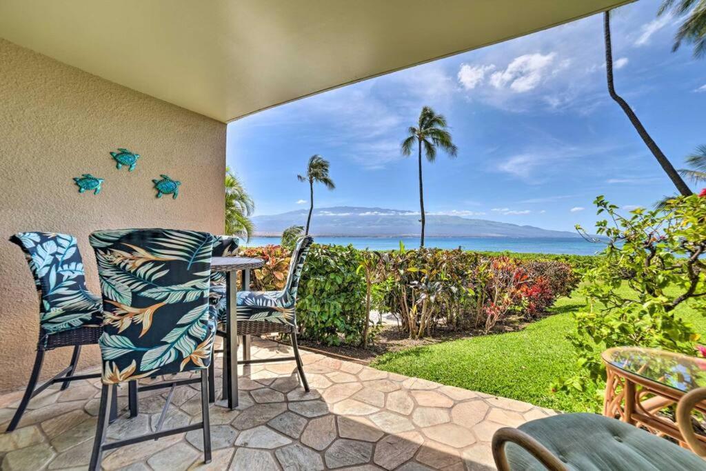 Stunning Maui Direct Ocean Front On The Beach, Walk To Beach From Condo, Watch Turtles, Whales, Ac In All Rooms Ocean View Pool And Spa Wailuku Exterior foto