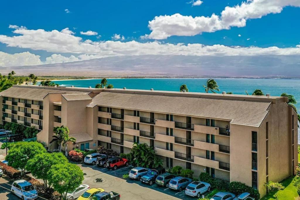 Stunning Maui Direct Ocean Front On The Beach, Walk To Beach From Condo, Watch Turtles, Whales, Ac In All Rooms Ocean View Pool And Spa Wailuku Exterior foto