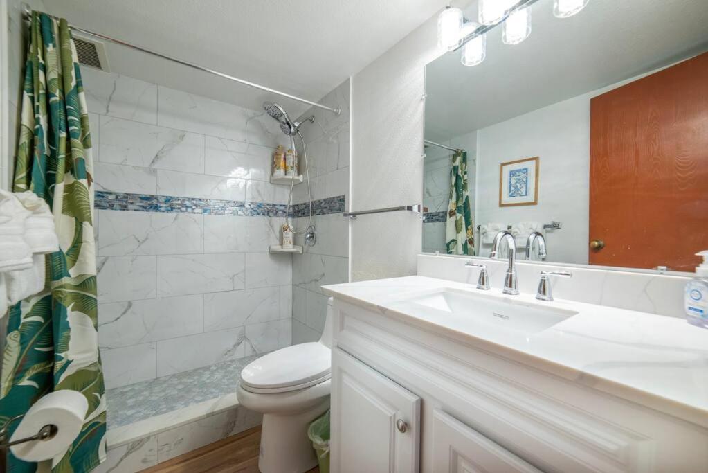 Stunning Maui Direct Ocean Front On The Beach, Walk To Beach From Condo, Watch Turtles, Whales, Ac In All Rooms Ocean View Pool And Spa Wailuku Exterior foto