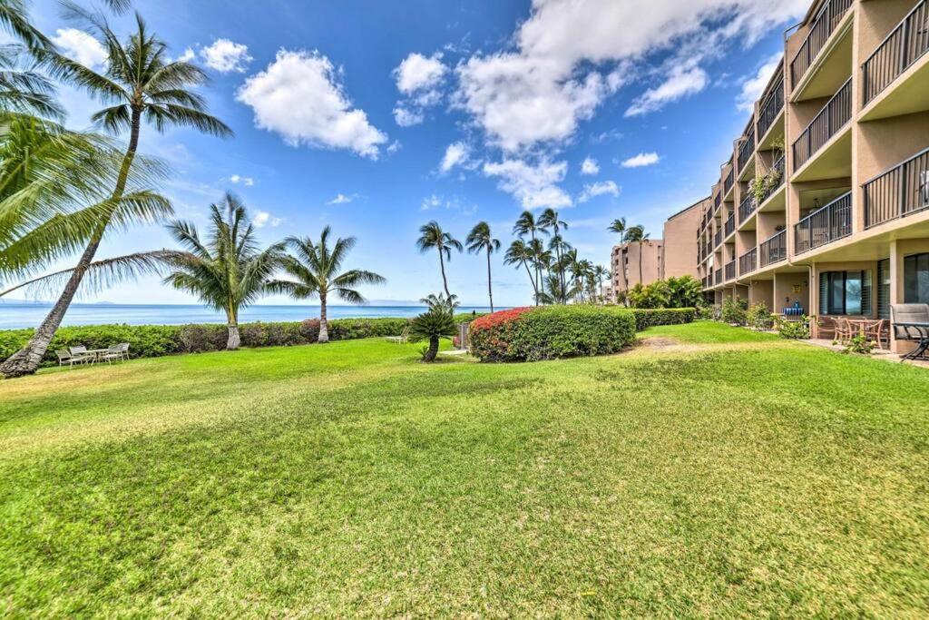 Stunning Maui Direct Ocean Front On The Beach, Walk To Beach From Condo, Watch Turtles, Whales, Ac In All Rooms Ocean View Pool And Spa Wailuku Exterior foto