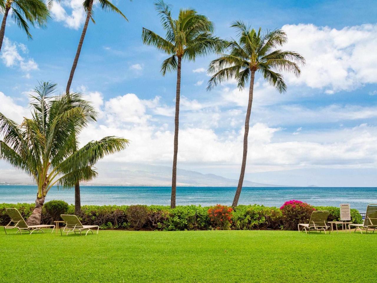 Stunning Maui Direct Ocean Front On The Beach, Walk To Beach From Condo, Watch Turtles, Whales, Ac In All Rooms Ocean View Pool And Spa Wailuku Exterior foto